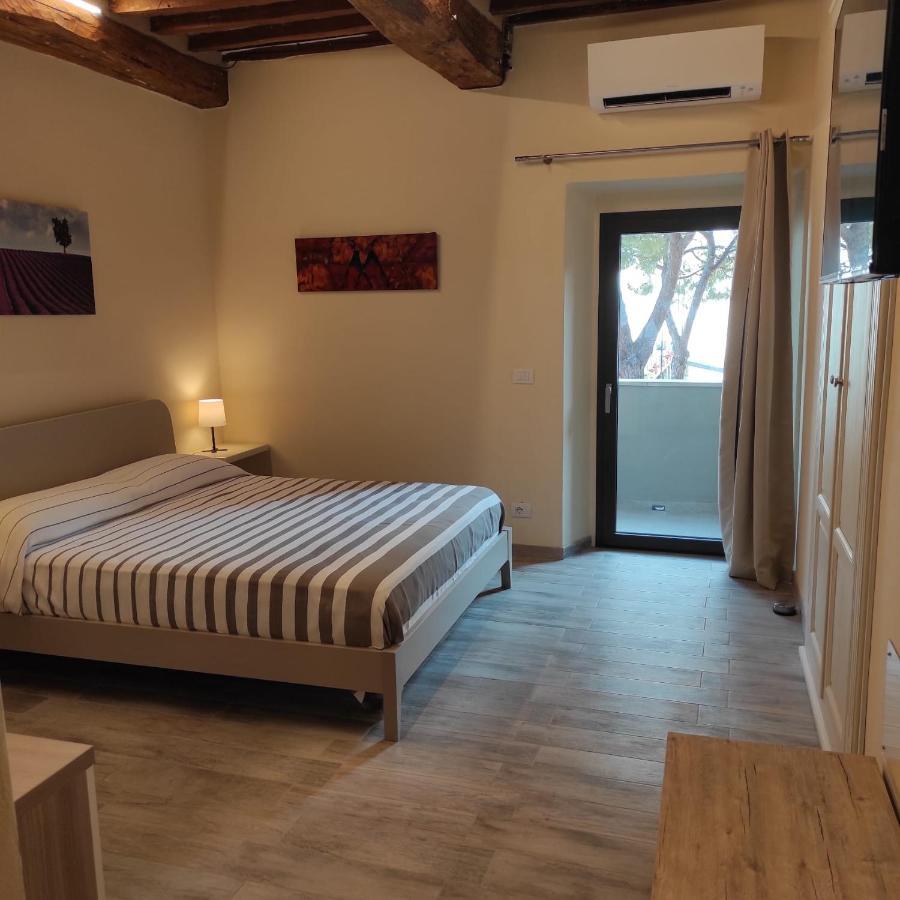 The View - Sunset & Relax - Suite - Appartamenti Vista Lago パッシニャーノ・スル・トラジメーノ エクステリア 写真