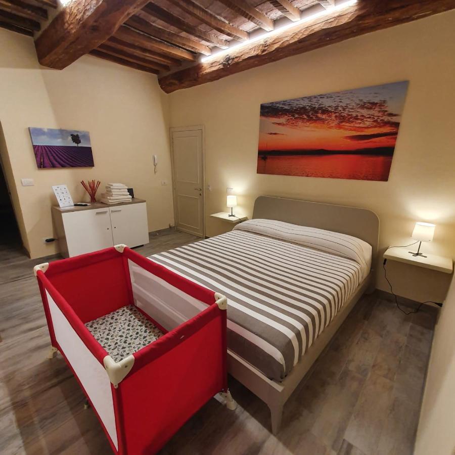 The View - Sunset & Relax - Suite - Appartamenti Vista Lago パッシニャーノ・スル・トラジメーノ エクステリア 写真