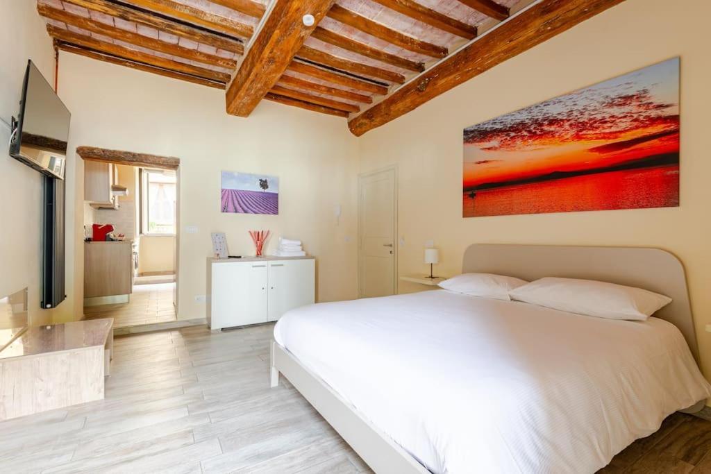 The View - Sunset & Relax - Suite - Appartamenti Vista Lago パッシニャーノ・スル・トラジメーノ エクステリア 写真